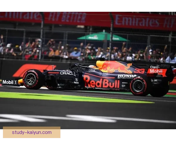 红牛内讧升级梅奔反击2026规则之争白热化F1围场风云再起