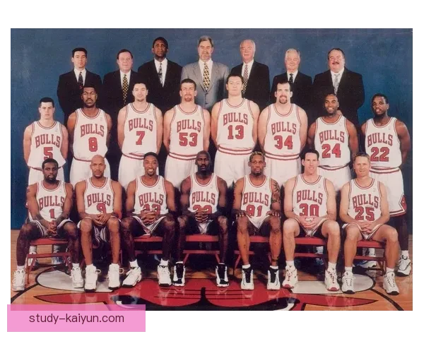 迈向复兴之路芝加哥公牛王朝精神再燃风城新时代征程与年轻核心崛起