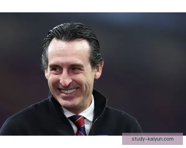 阿斯顿维拉俱乐部新赛季战略调整与引援动态全面解析未来前景展望