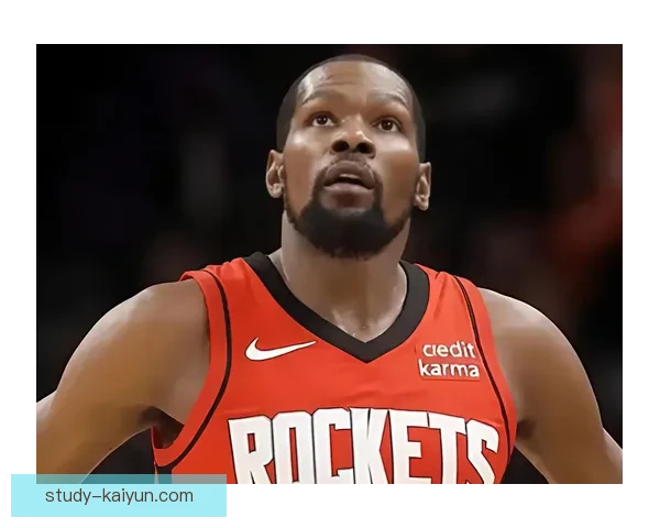 太阳队最新动态:杜兰特复出领衔球队挑战西部强敌,季后赛前景引人关注 太阳队最新动态:杜兰特复出领衔球队挑战西部强敌,季后赛前景引人关注