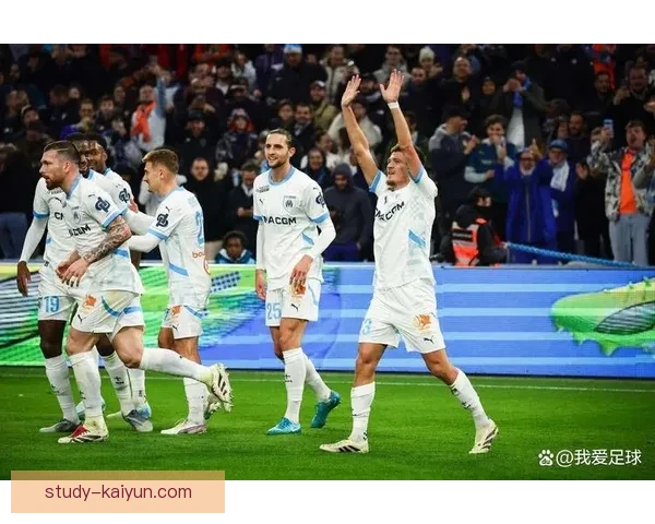 法甲争冠格局再起波澜豪门新星崛起引发联赛走势全面变局