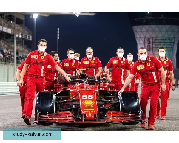 F1赛季新规则引发激烈争议 驾驶员与车队面临全新挑战