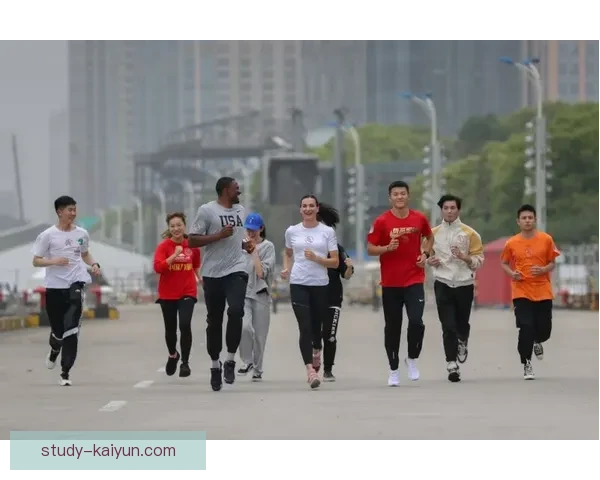 世界网坛最新动态聚焦巨星对决与新秀崛起引发关注多项赛事精彩回顾与排名变化解析