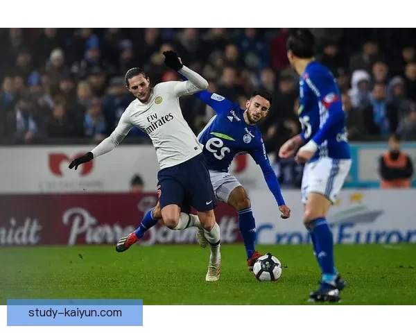 斯特拉斯堡足球俱乐部的历史、成就与未来发展分析