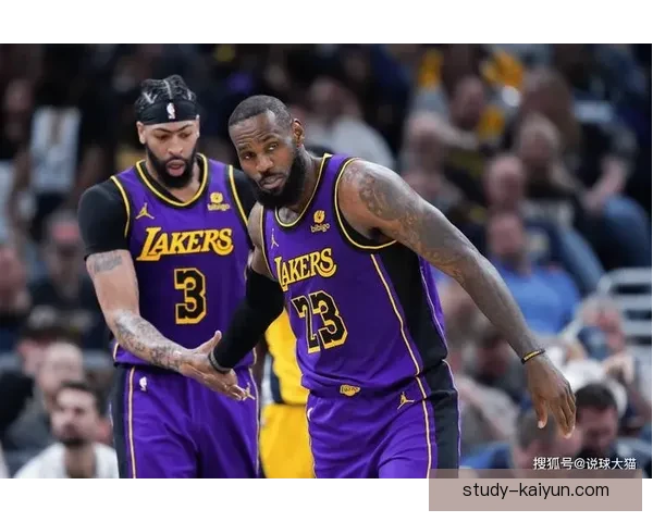 湖人队新赛季阵容曝光 詹姆斯和浓眉携手挑战总冠军梦想